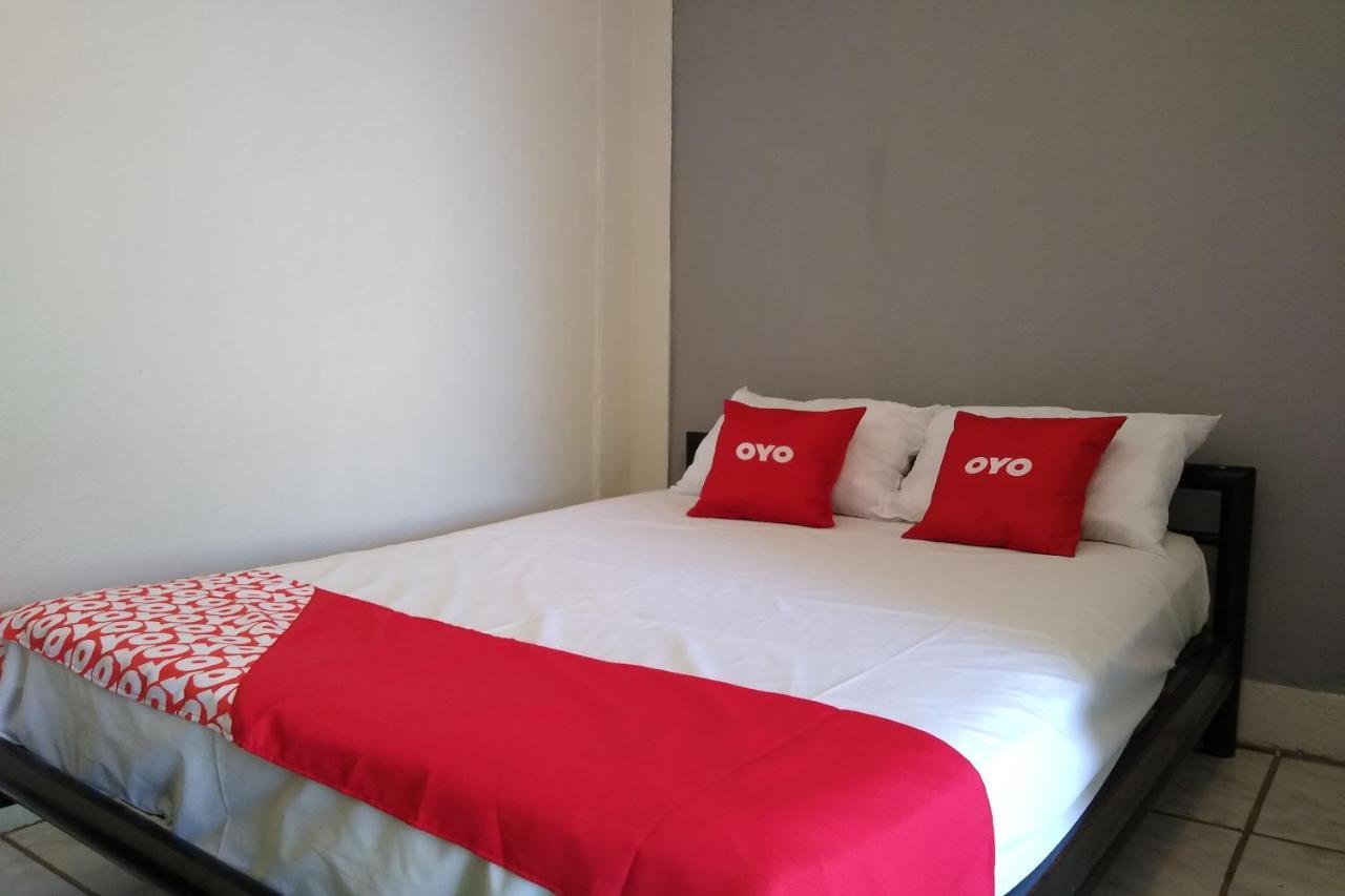 Oyo Eco Silcol, Sao Paulo Hotel